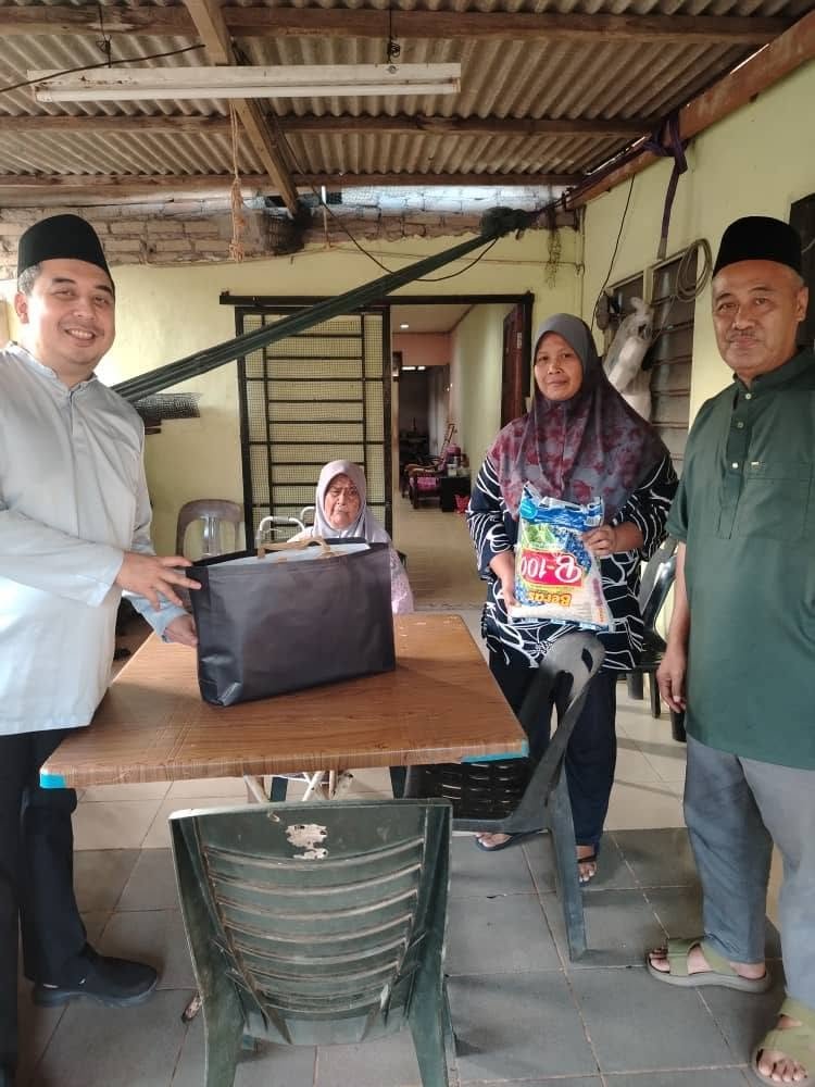 PROGRAM SANTAPAN ROHANI RAMADAN KOMUNITI DESA KEDA ZON 1 & SESI PENYERAHAN SURAT PERJANJIAN KIOSK DESA KEDA WANG TOK RENDONG — Gambar 1